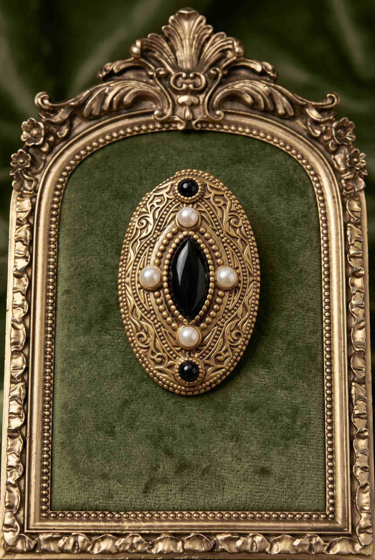 Art Deco Agate Vintage Black Brooch Pin